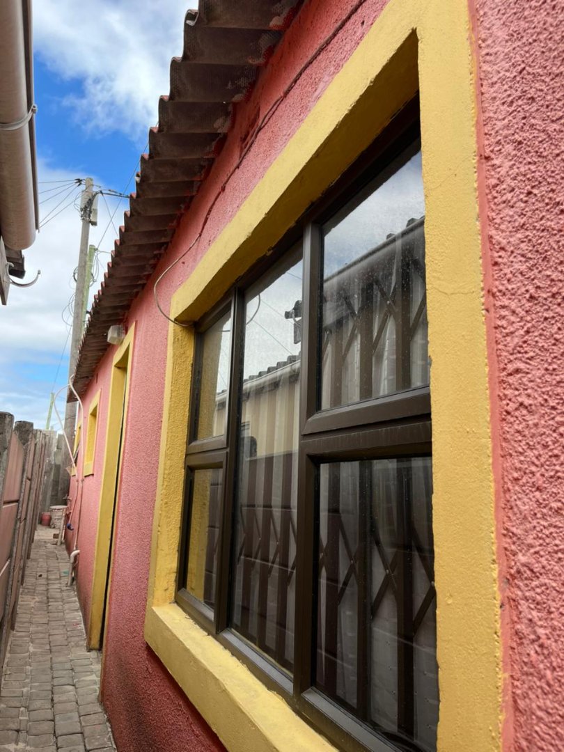 3 Bedroom Property for Sale in Kuyasa Western Cape